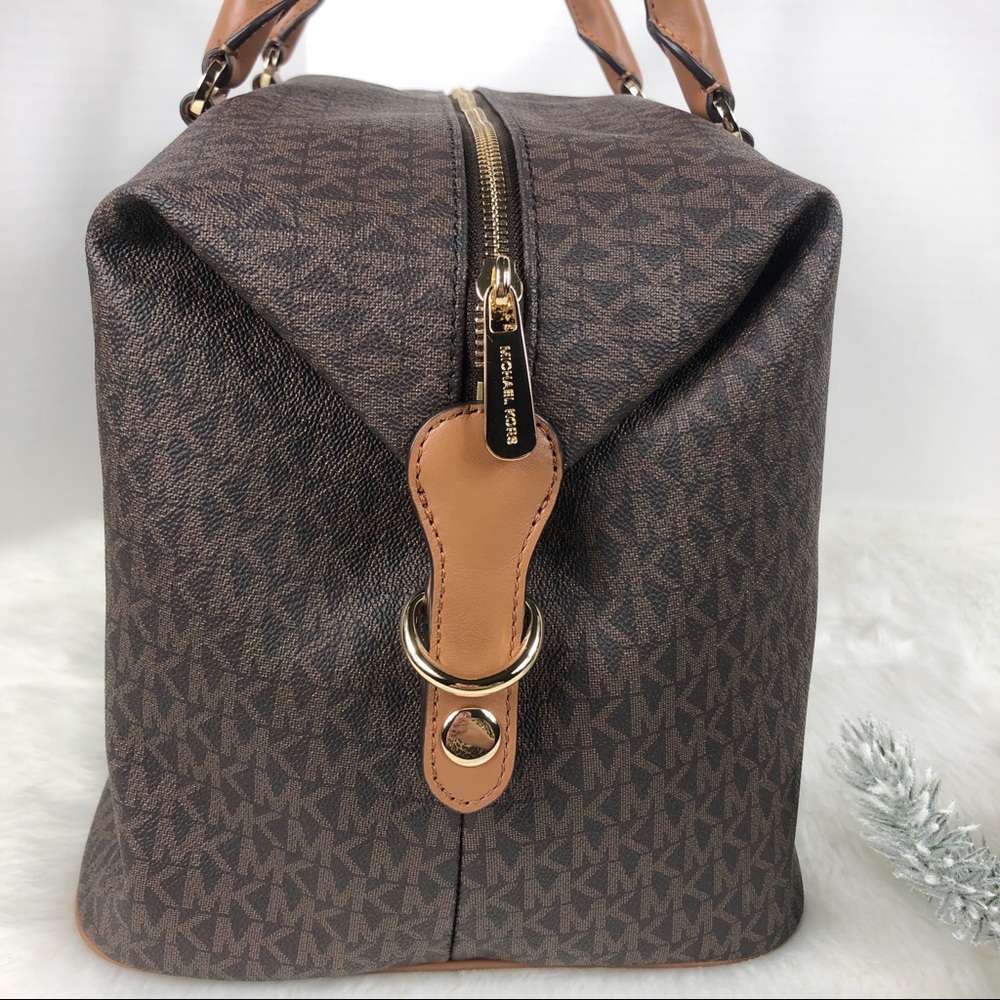 Michael Kors Large travel weekender Purse Bag - Picture 3 of 8